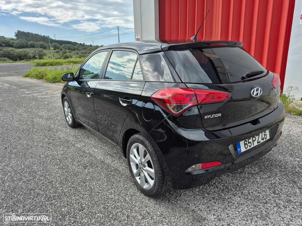 Hyundai i20 1.2 Comfort - 15