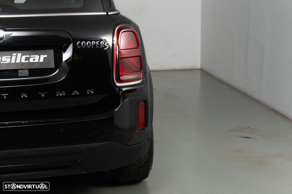 MINI Countryman Cooper SE ALL4 Auto - 18