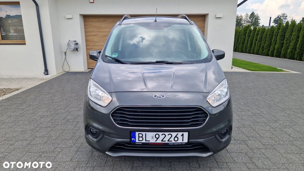 Ford Tourneo Courier 1.0 EcoBoost S&S Titanium - 24