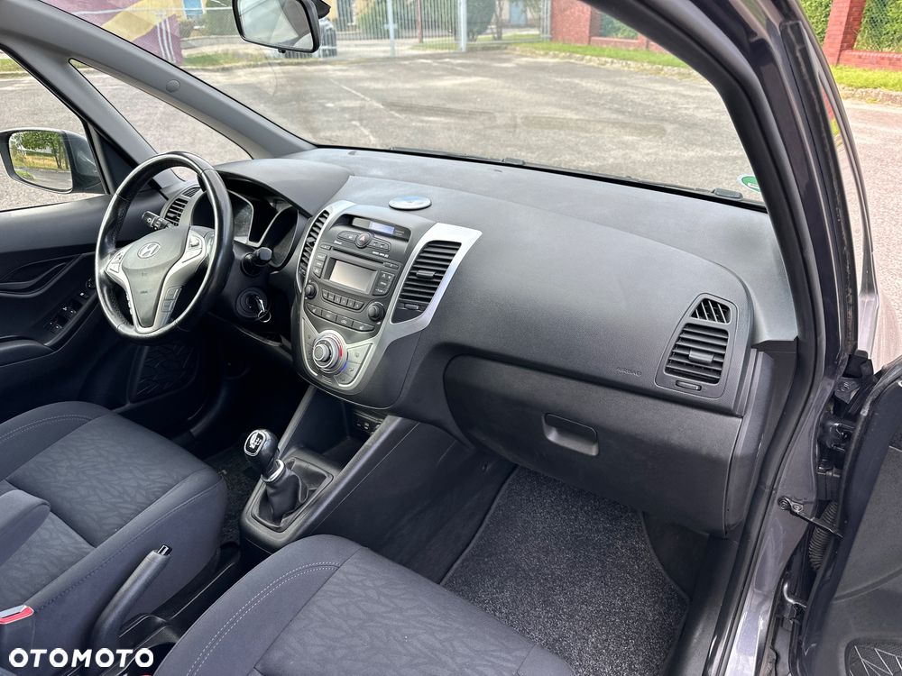 Hyundai ix20 1.4 Premium - 20