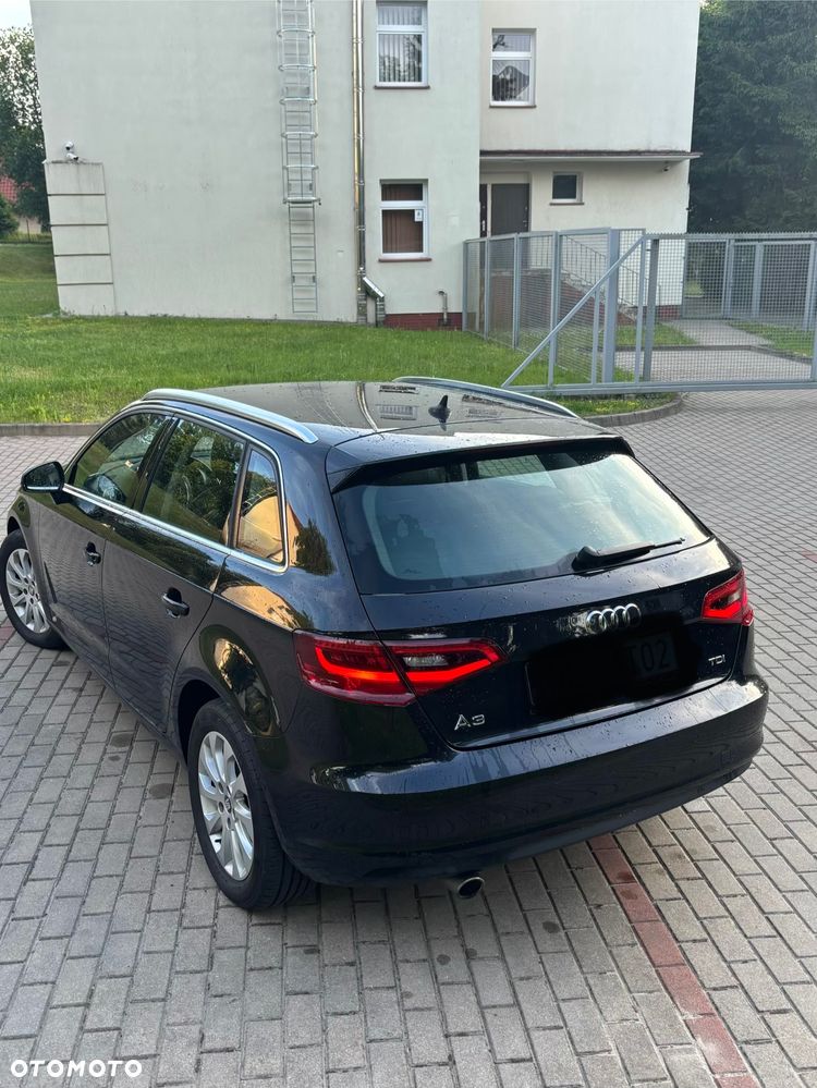 Audi A3 Sportback 1.6 TDI Attraction - 8