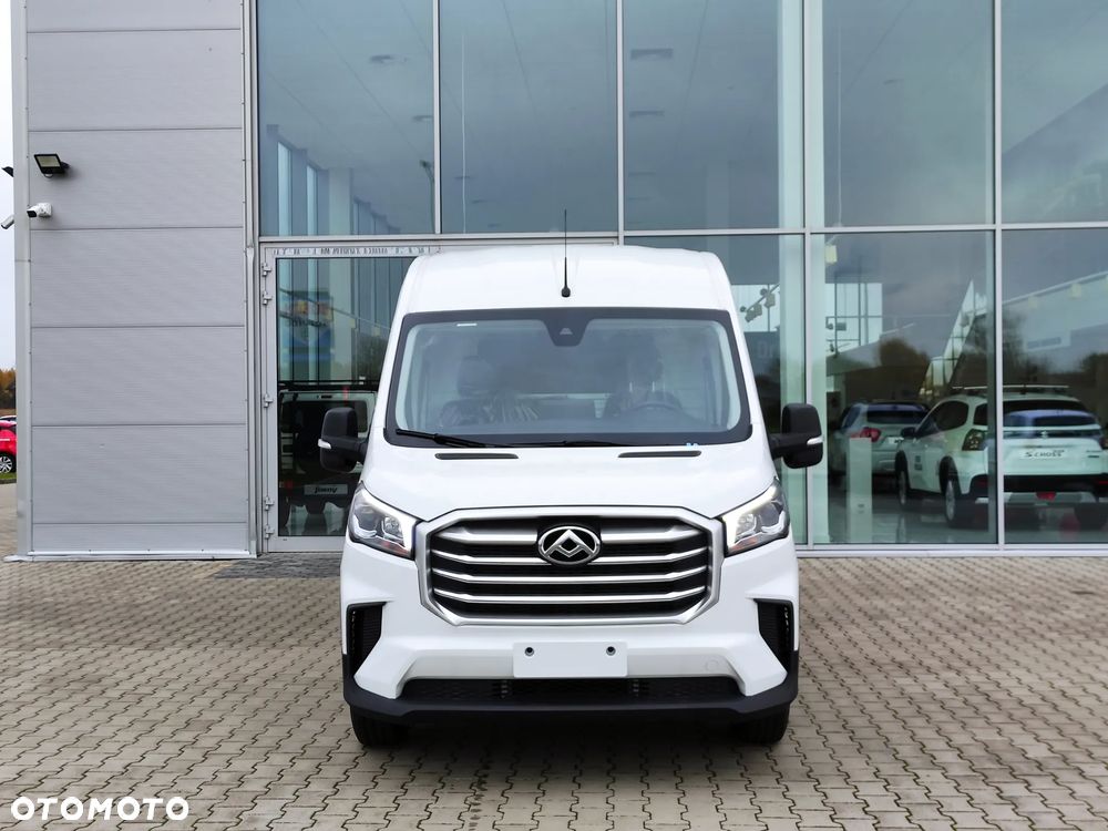 Maxus Deliver 9 - 4