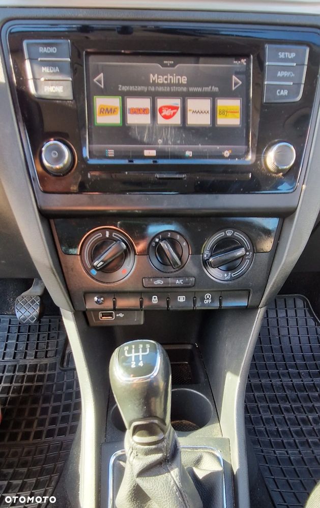 Skoda RAPID 1.0 TSI Ambition - 12