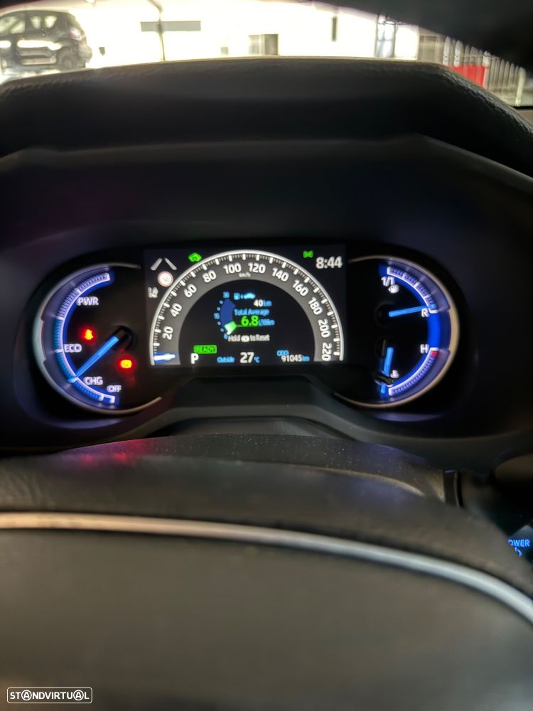 Toyota RAV4 2.5 HDF Comfort - 8