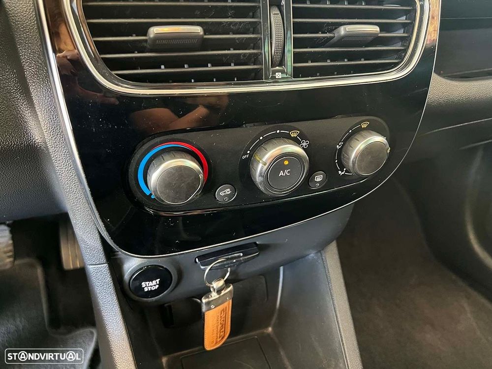 Renault Clio 1.5 dCi Limited - 11