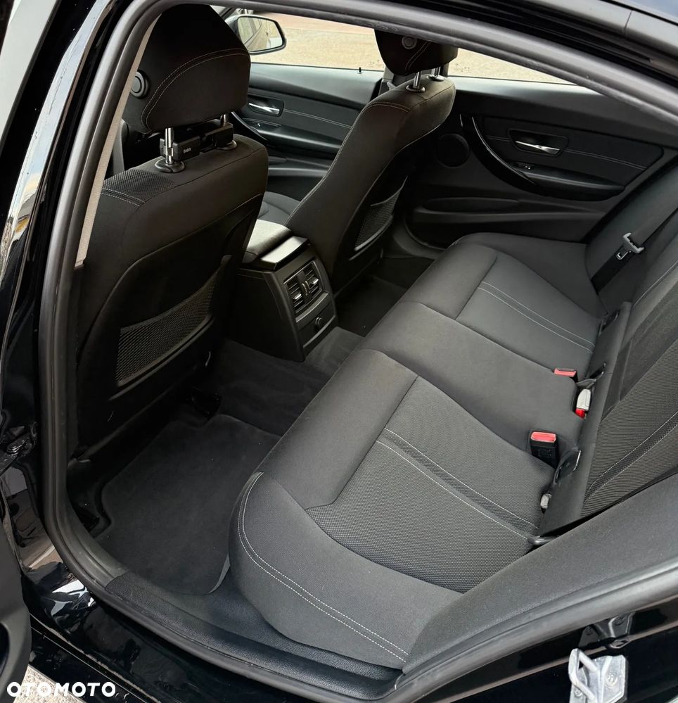 BMW Seria 3 - 11