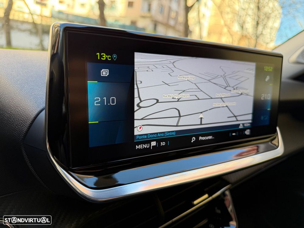 Peugeot e-2008 50 kWh Allure - 37