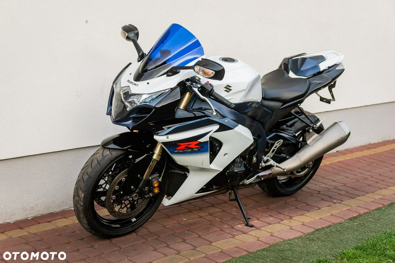 Suzuki GSX-R - 6