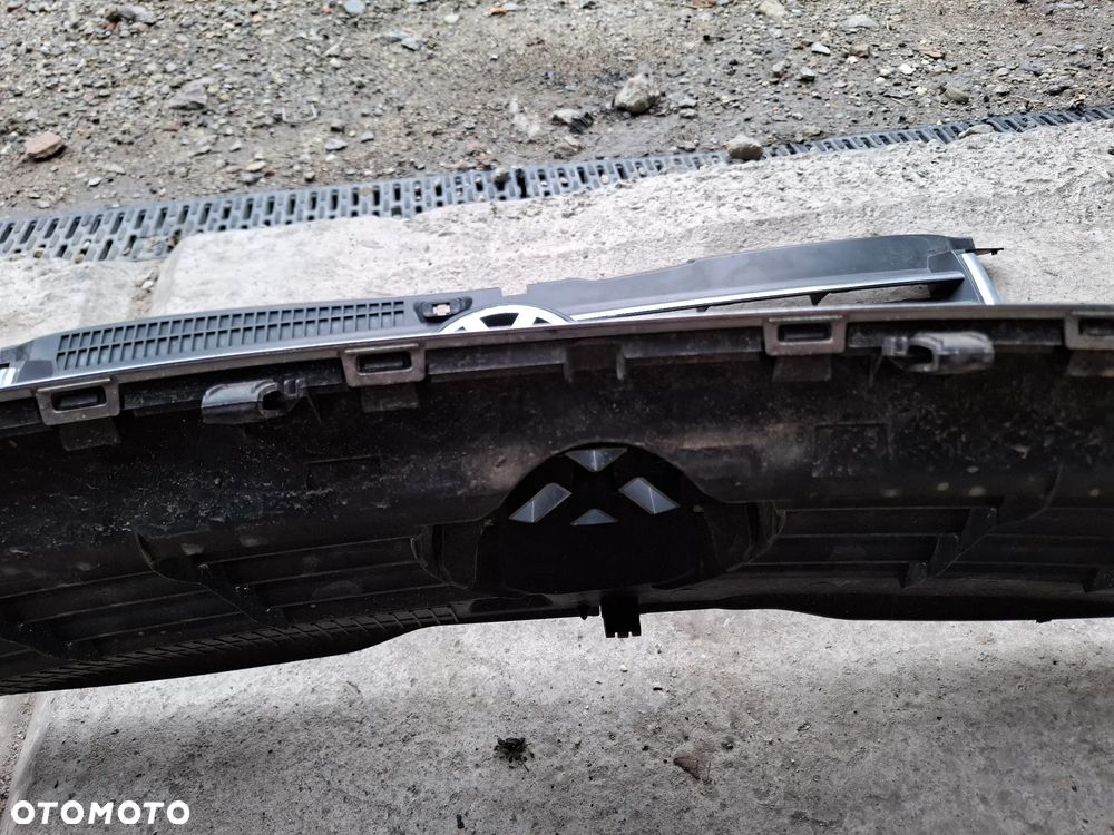 GRILL ATRAPA VW PASSAT B5 FL SLASK WYSYLKA - 4