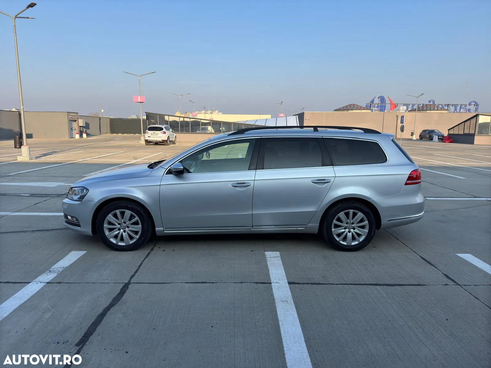 Volkswagen Passat - 18