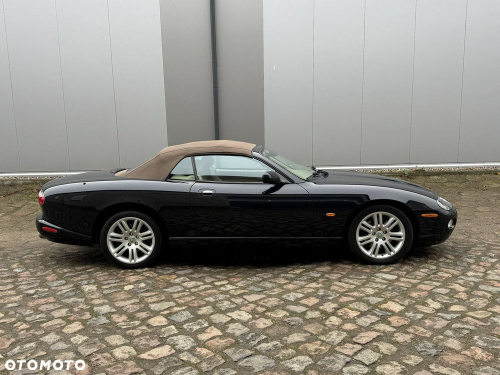 Jaguar XK8 - 4