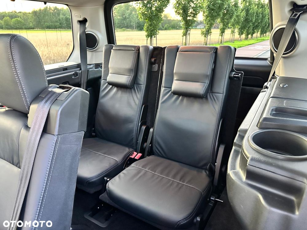Land Rover Discovery 3.0SD V6 HSE - 34