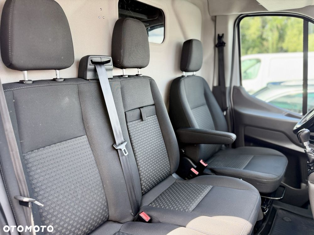Ford Transit - 17