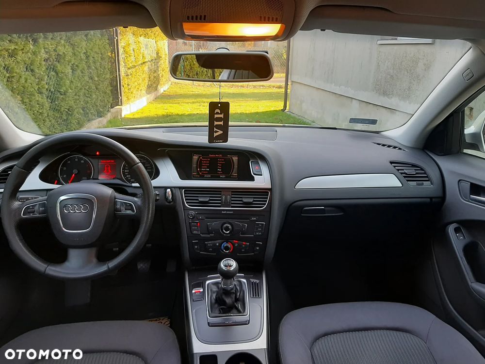 Audi A4 Avant 1.8 TFSI Ambiente - 13