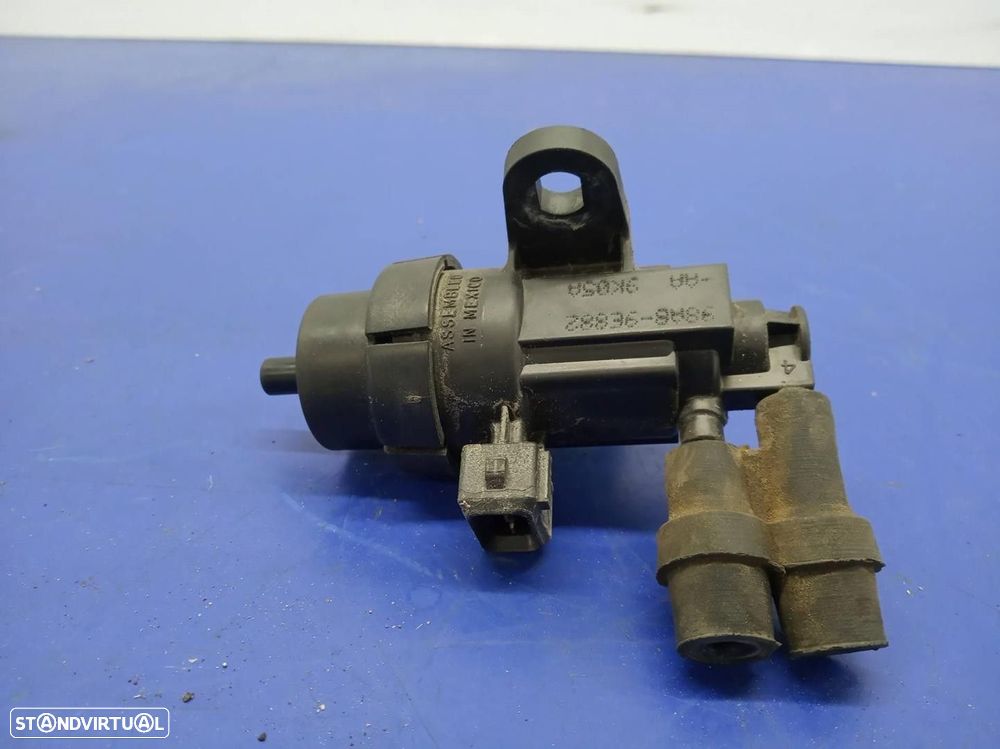 VALVULA AR ADICIONAL FORD FOCUS SEDAN 2000 -98AB9E882 - 2