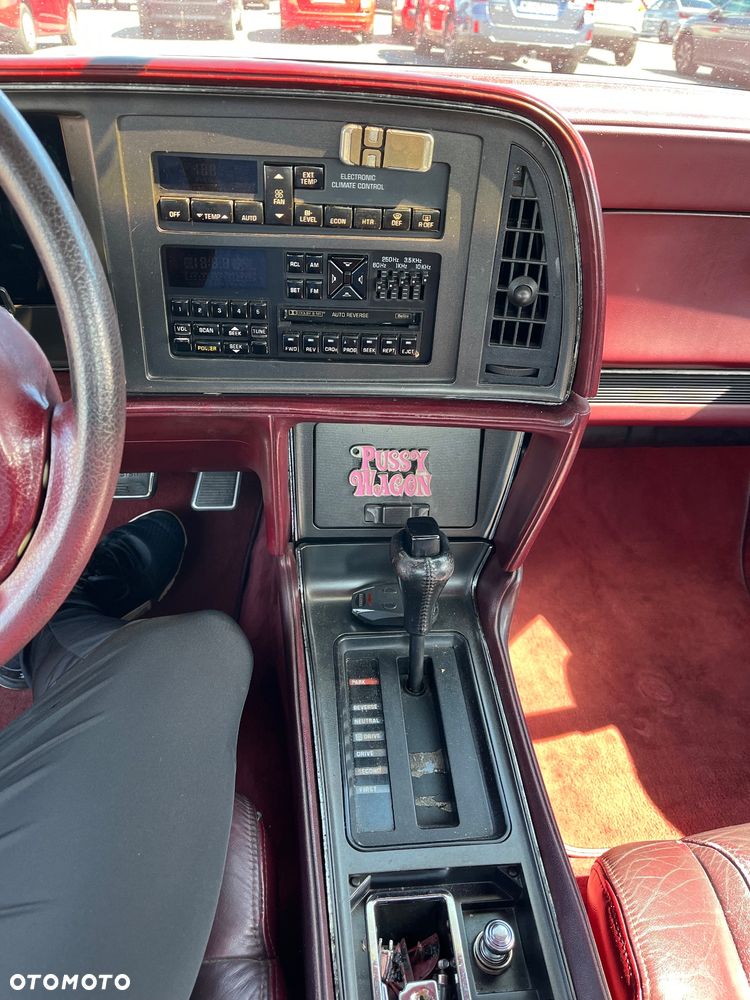 Buick Reatta 3.8 - 8
