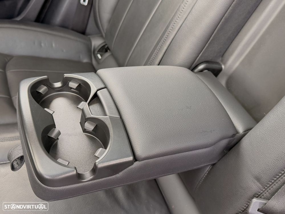 Land Rover Range Rover Evoque 2.0 TD4 SE Auto - 42