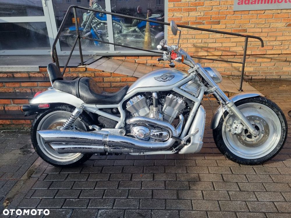 Harley-Davidson V-Rod Muscle - 2