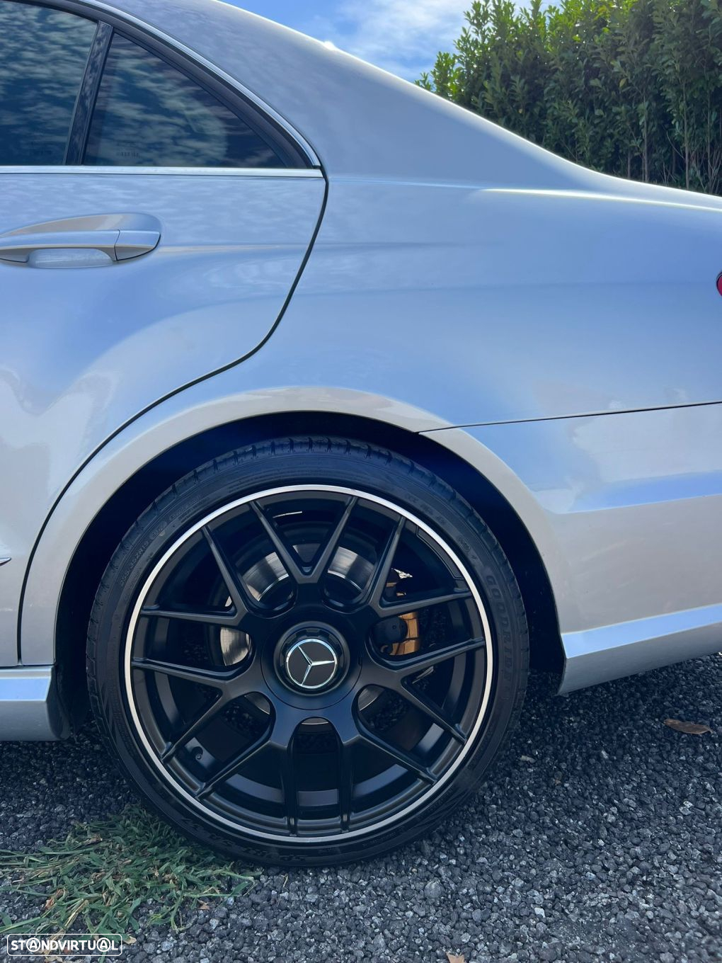 Mercedes-Benz E 350 CGI Avantgarde BlueEfficiency - 12