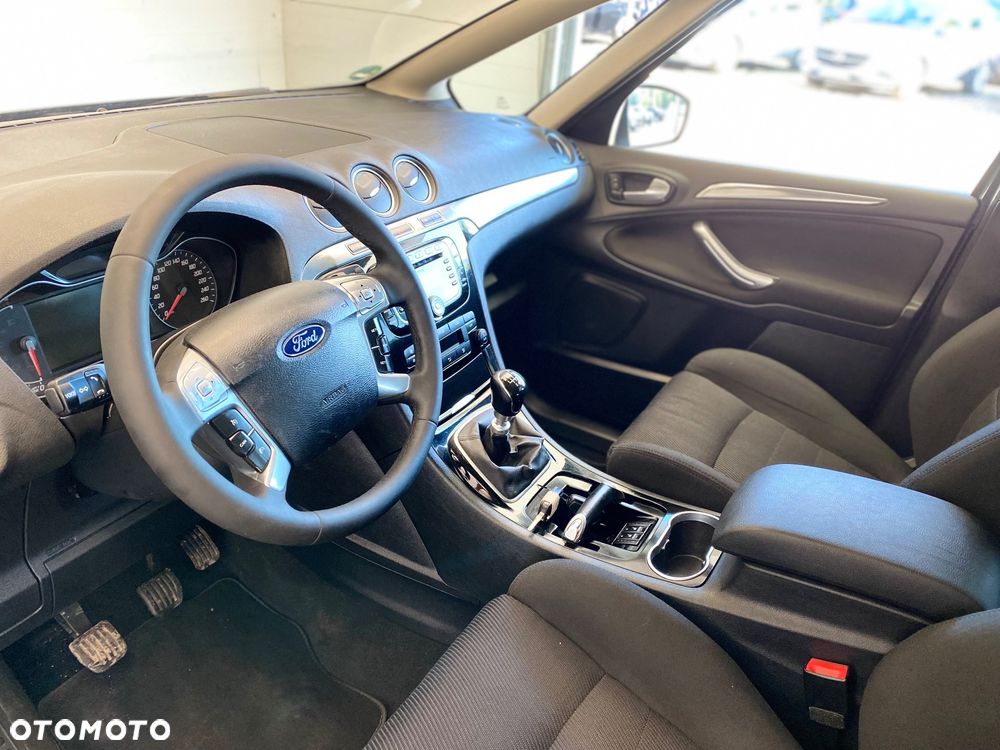 Ford S-Max 2.0 TDCi Trend - 10