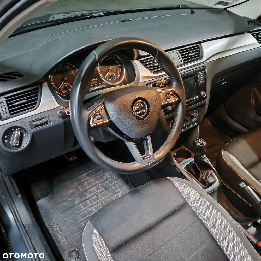 Skoda RAPID 1.0 TSI Ambition - 12