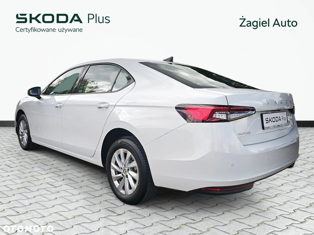 Skoda Superb 2.0 TDI SCR Essence DSG - 3