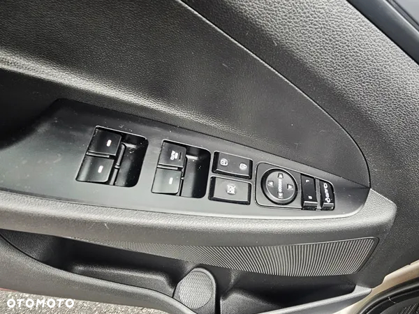 Hyundai Tucson - 8