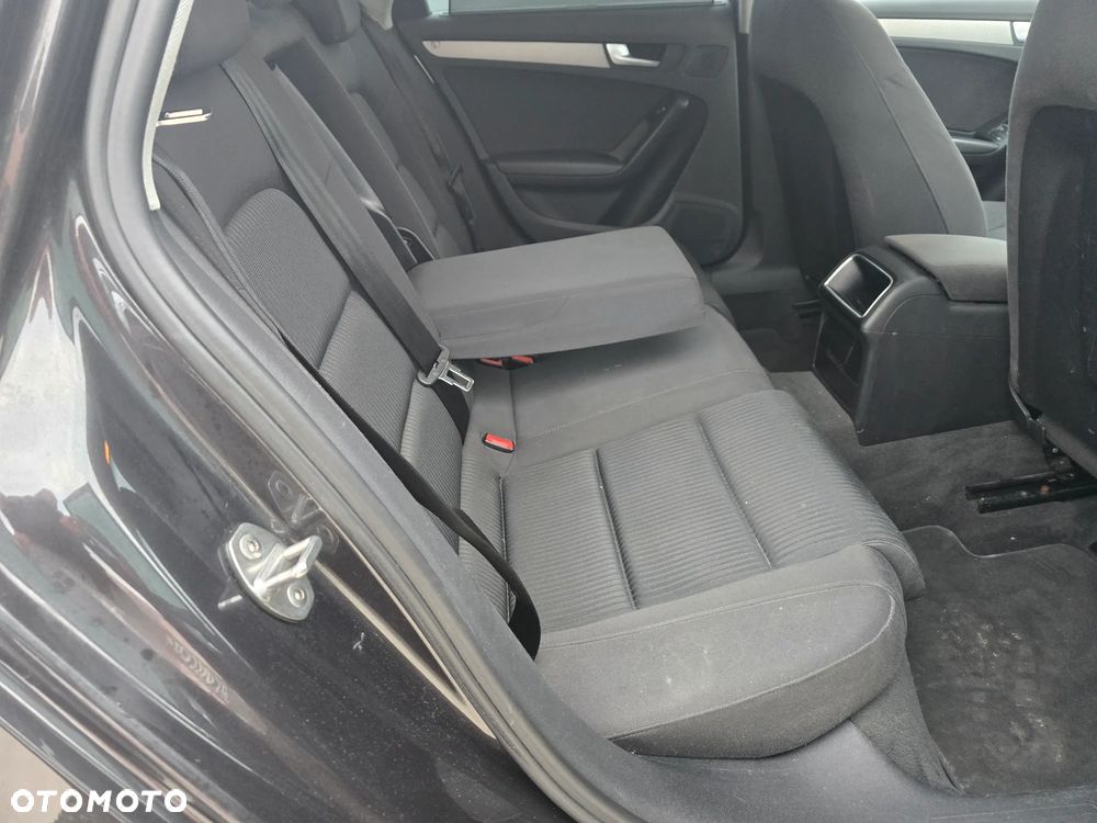 Audi A4 Avant 2.0 TDI - 11