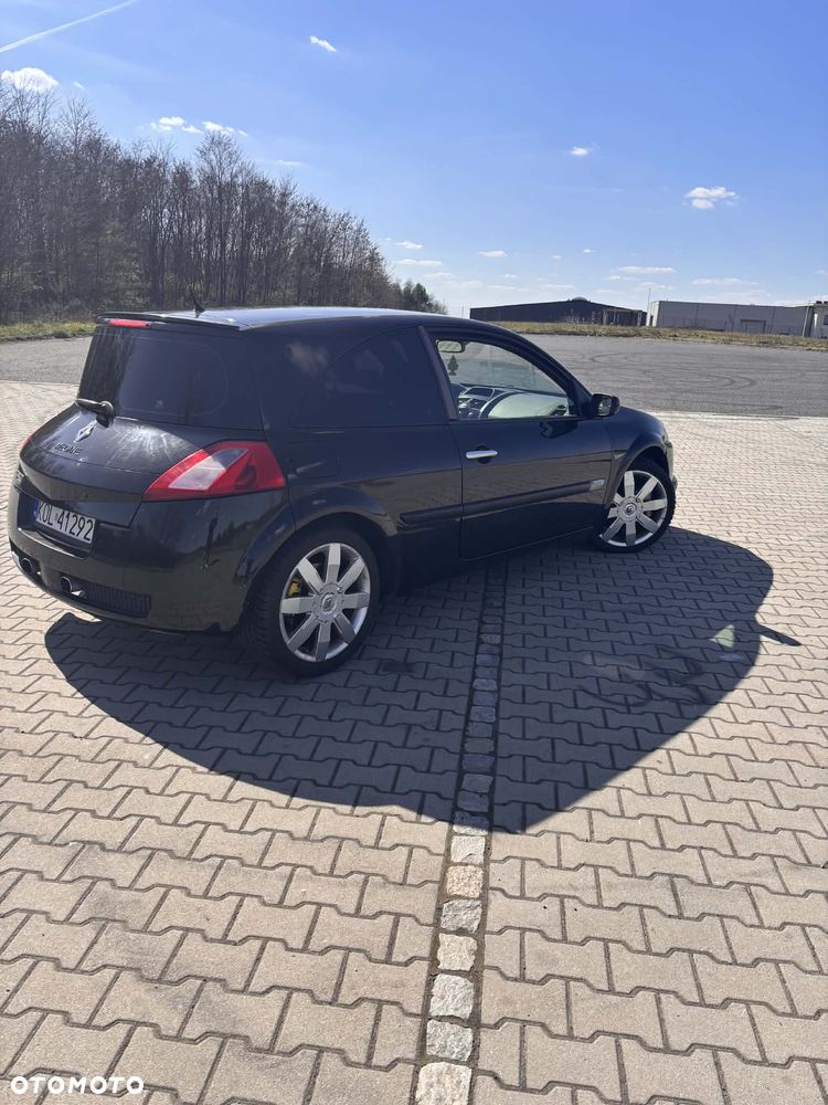 Renault Megane 2.0 Sport - 3
