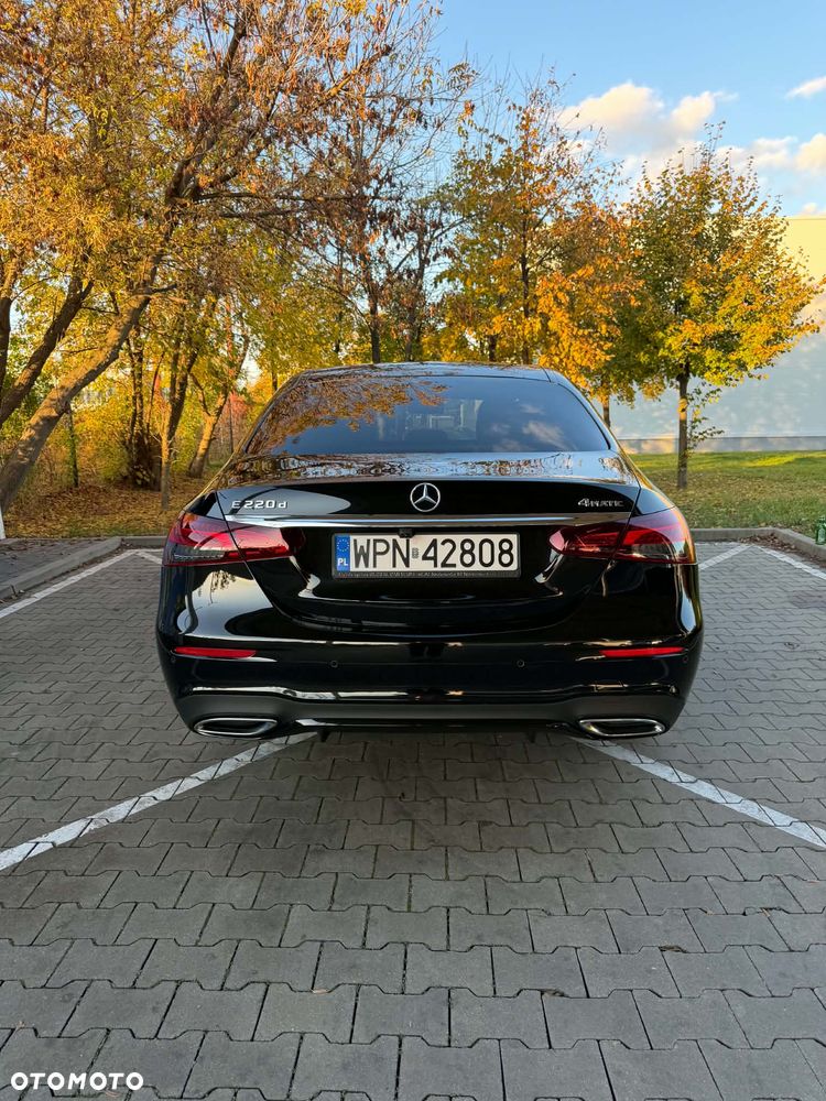 Mercedes-Benz E-Class 2021 photo 3