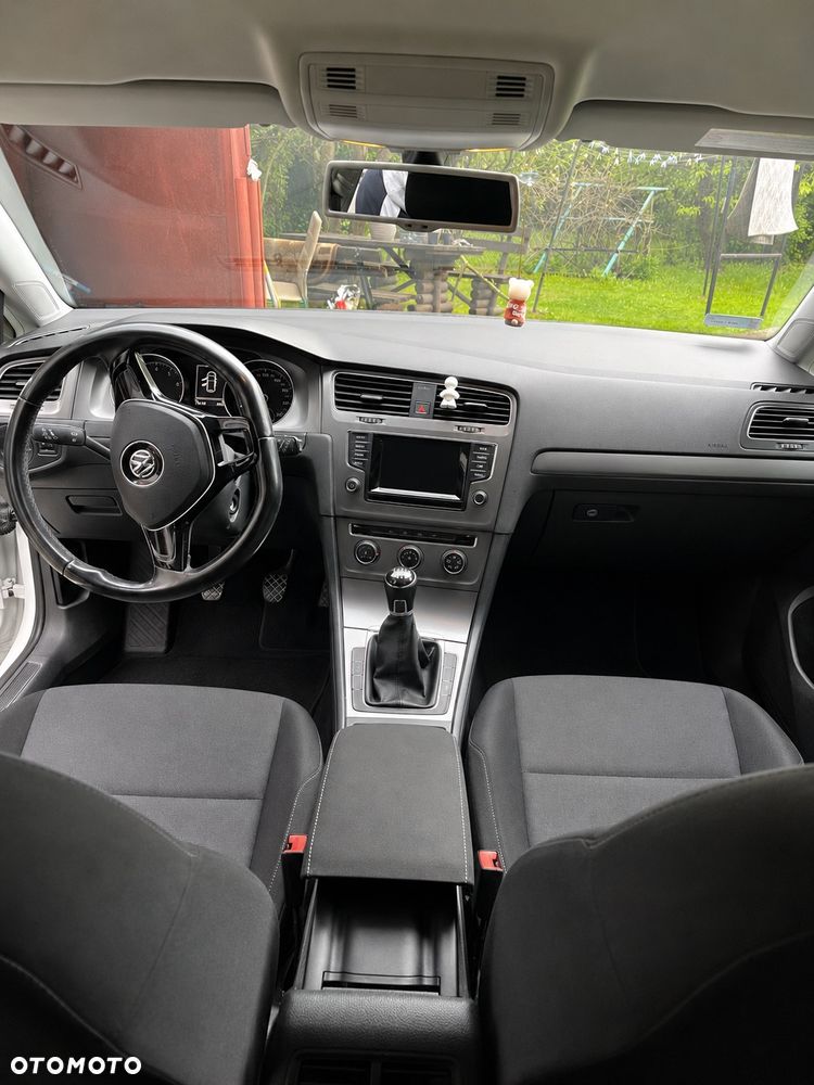 Volkswagen Golf 1.2 TSI BlueMot Trendline - 8