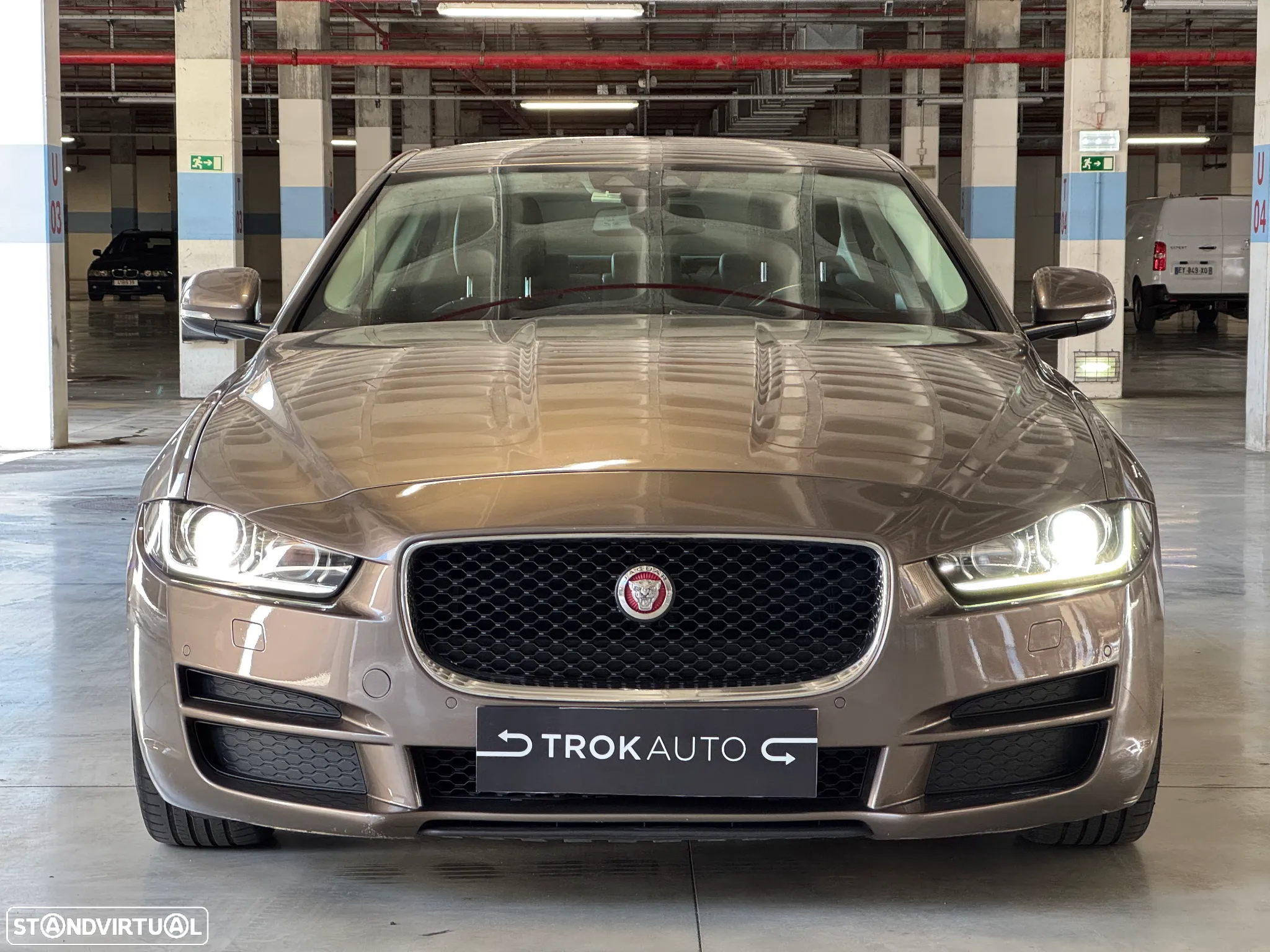 Jaguar XE 2.0 D Prestige AWD Aut. - 2