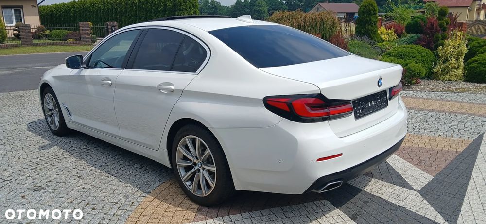 BMW Seria 5 530i GPF Luxury Line sport