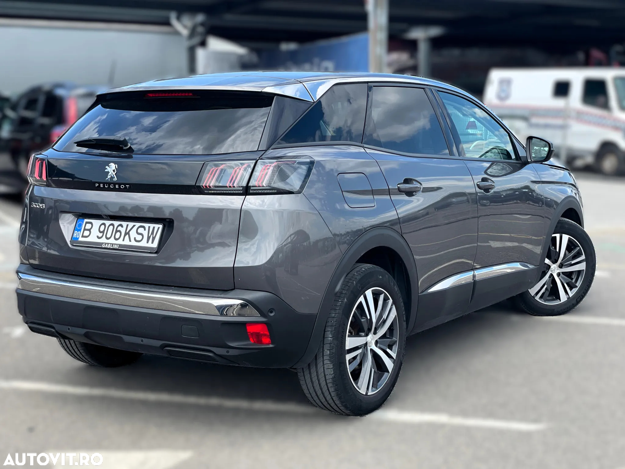 Peugeot 3008 1.2 PureTech S&S EAT8 Allure - 6
