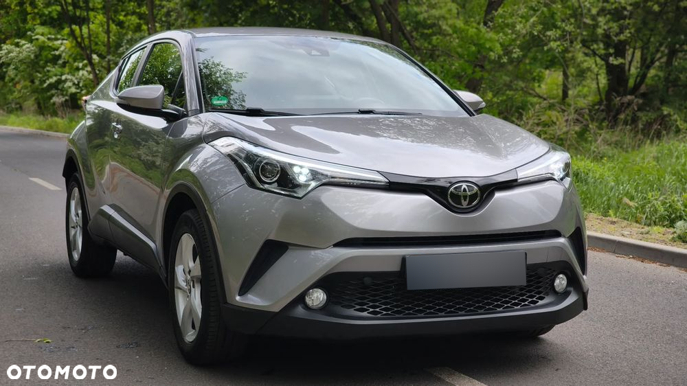 Toyota C-HR 1.2 T Dynamic - 10