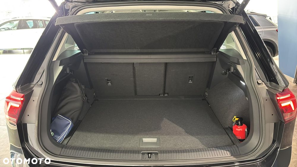 Volkswagen Tiguan 2.0 TDI SCR Elegance DSG - 17