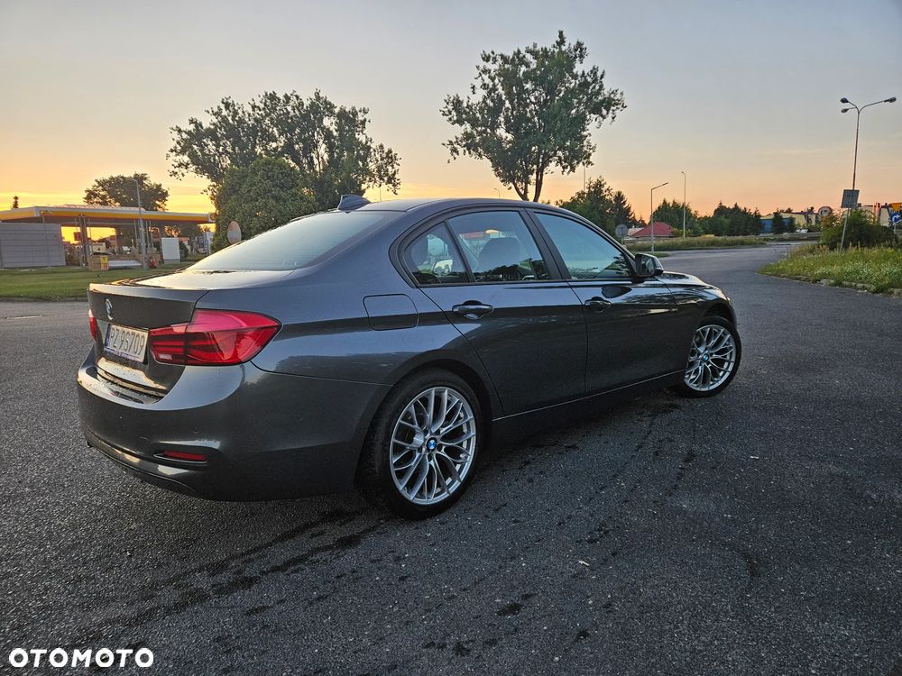 BMW Seria 3 - 30