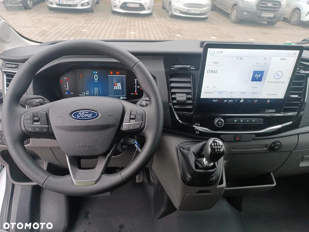 Ford Transit - 13