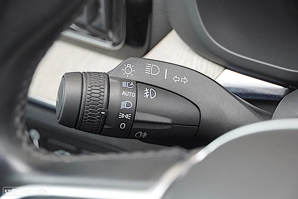 Volvo XC 60 2.0 T6 PHEV Inscription AWD - 51