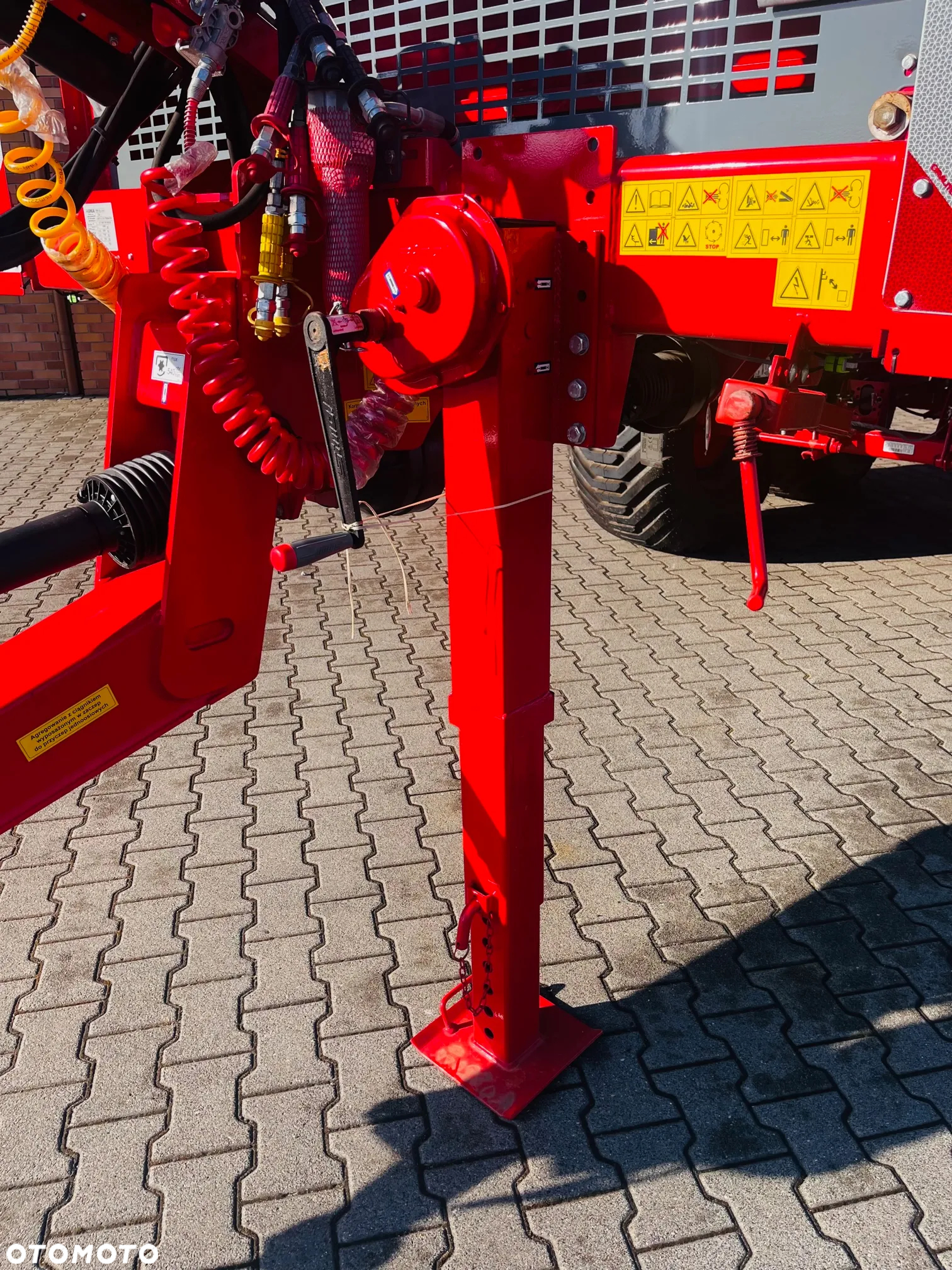 Unia TYTAN 18 TD PREMIUM zawieszenie TANDEM - 22