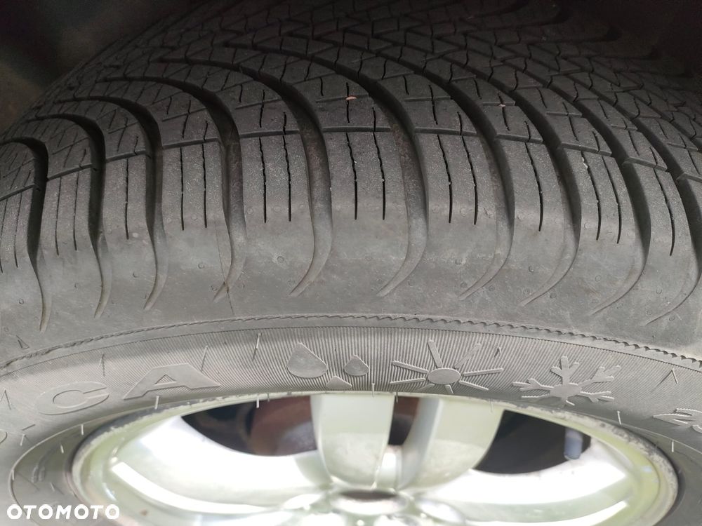 Hyundai Tucson 2.0 Active / Style - 9