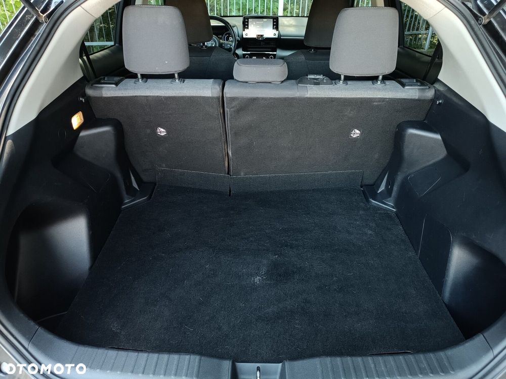 Toyota Yaris Cross Hybrid 1.5 Comfort - 28
