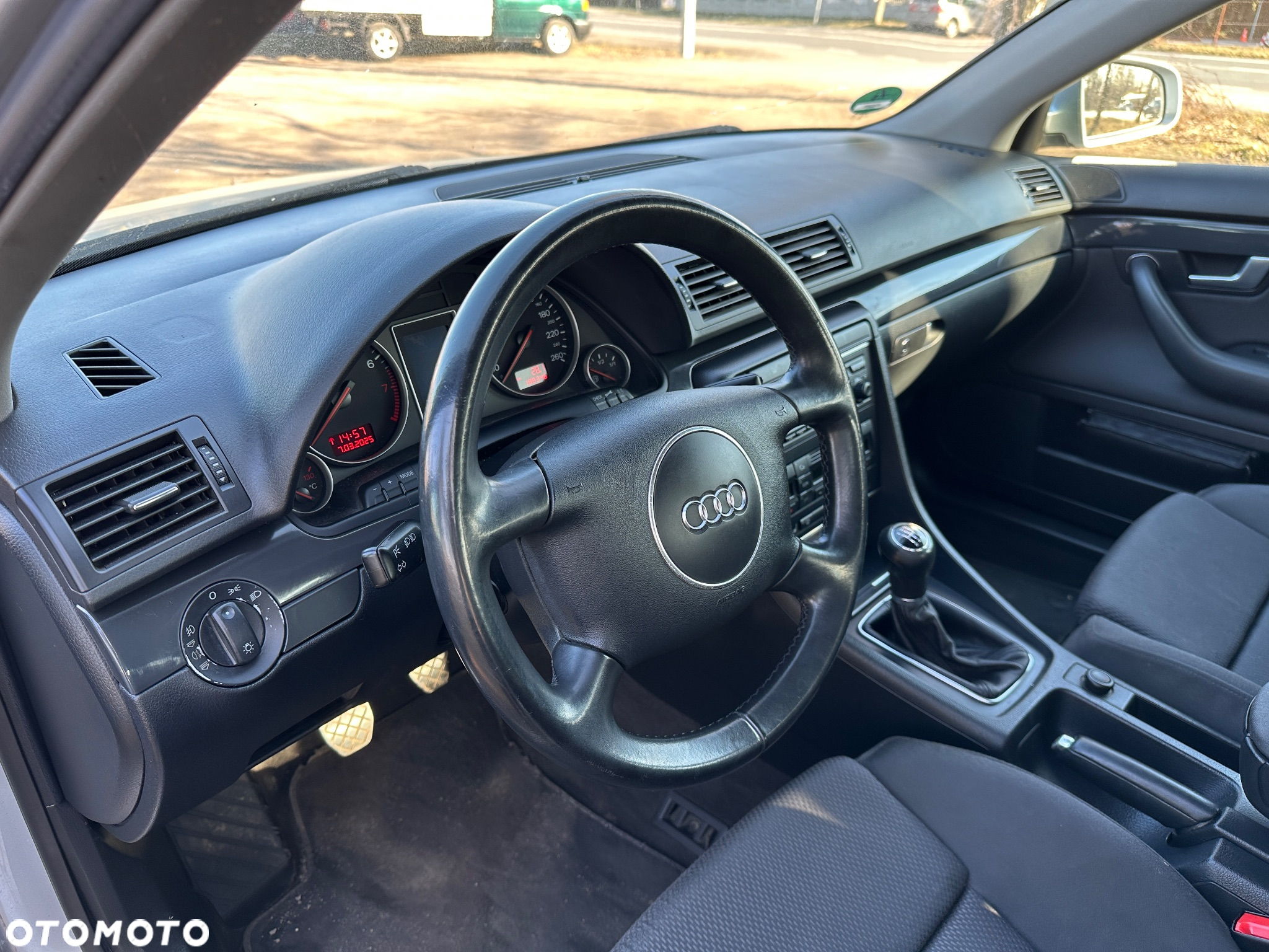 Audi A4 2.0 - 19