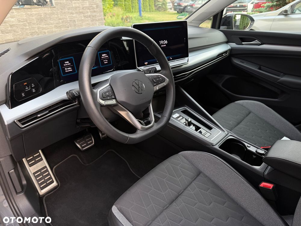 Volkswagen Golf 1.5 eTSI mHEV Special Edition DSG - 5