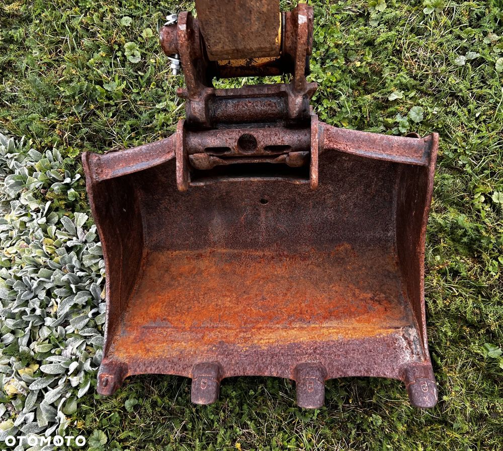 Caterpillar 301.8 C - 10