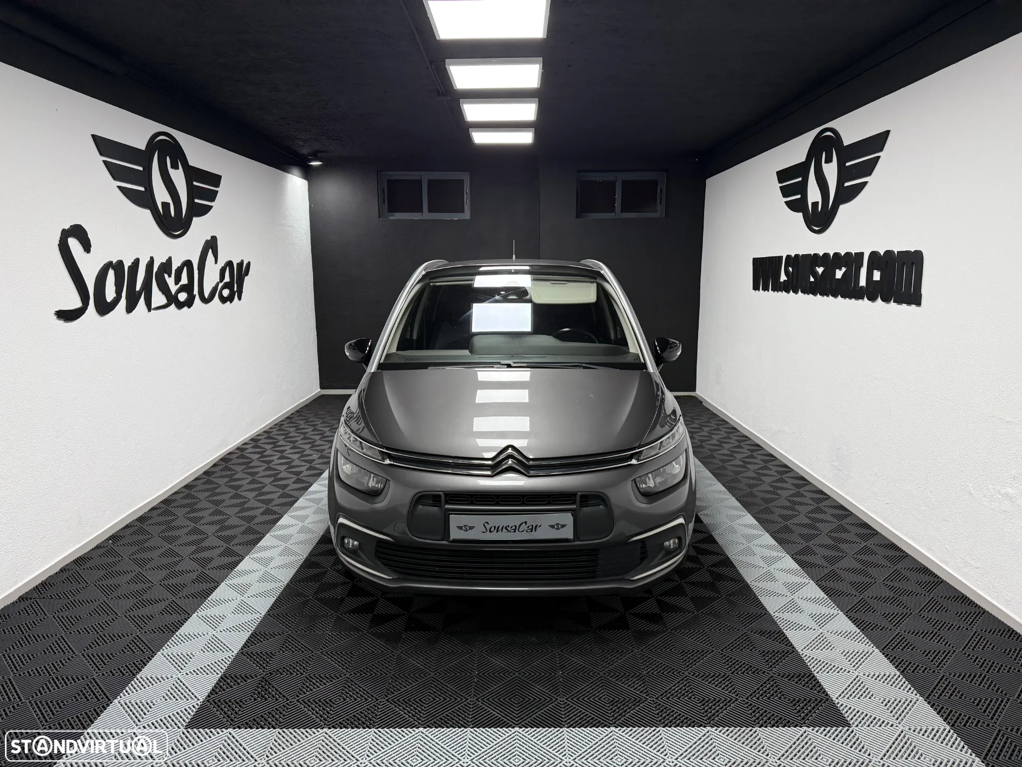 Citroën Grand C4 Spacetourer BlueHDi 130 Stop&Start EAT8 SHINE - 3