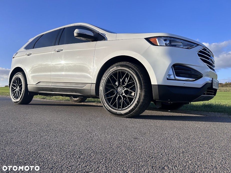 Ford Edge - 9