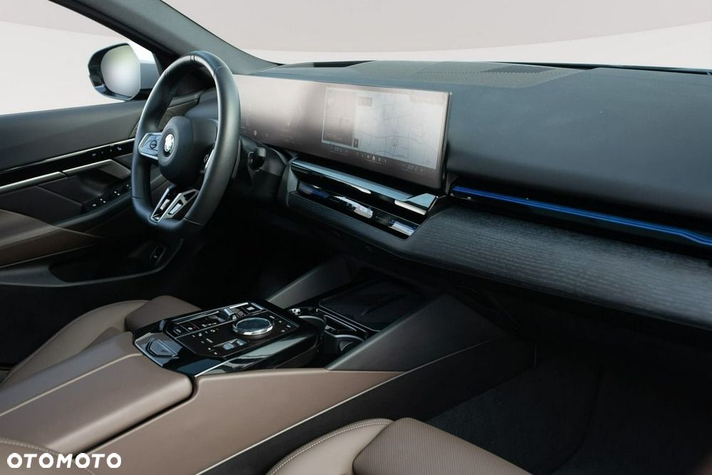 BMW Seria 5 520d mHEV M Sport - 33