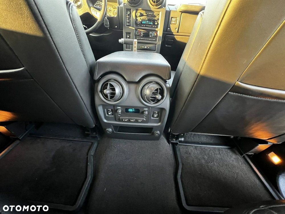 Hummer H2 - 26