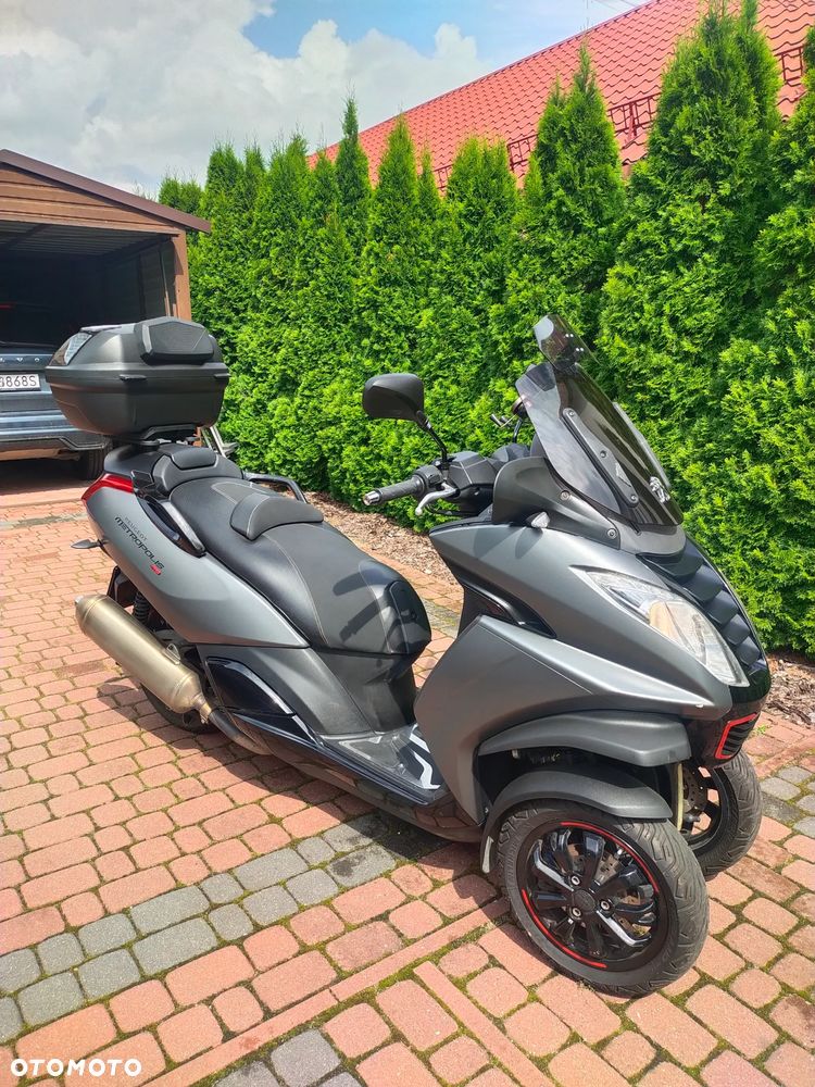 Peugeot Metropolis - 1